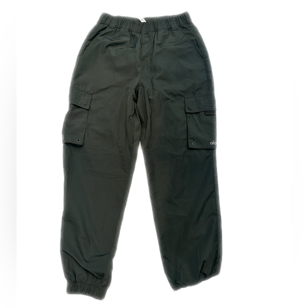 Alo Yoga Cargo Jogger sz m